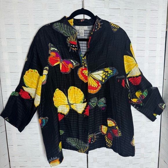 Nexx Woman Jackets & Blazers - Nexx Silk Linen Black Artsy Whimsical Butterfly Kimono Button Down Jacket Sz 1X